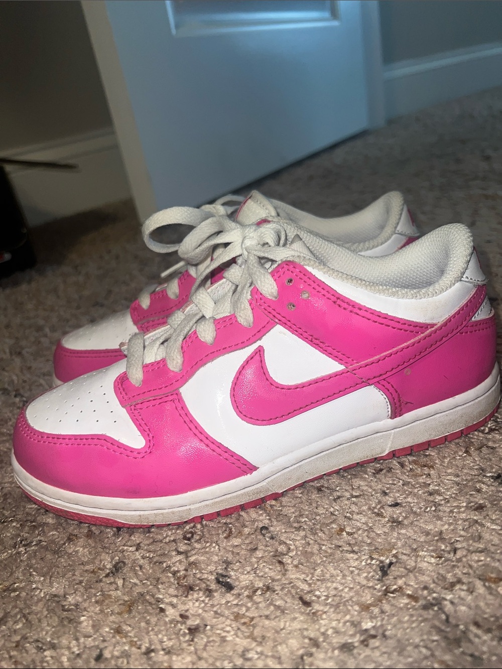 Nike dunks girls size 3Y